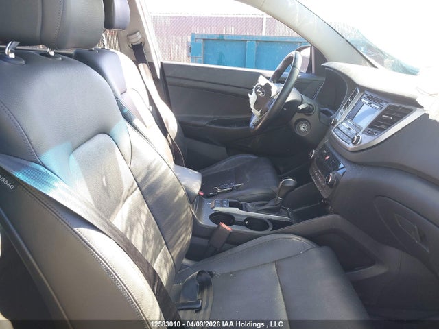 2017 Hyundai Tucson Limited/sport And Eco/se მანქანა იყიდება აუქციონზე, vin: KM8J3CA48HU586249, აუქციონის ნომერი: 12583010