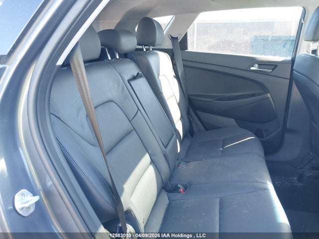 2017 Hyundai Tucson Limited/sport And Eco/se მანქანა იყიდება აუქციონზე, vin: KM8J3CA48HU586249, აუქციონის ნომერი: 12583010