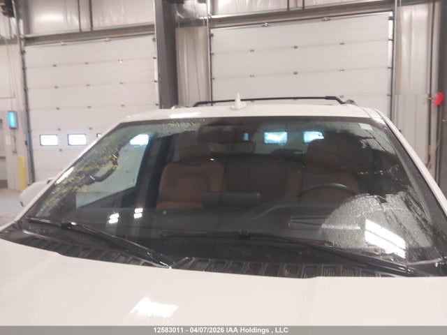 5LMJJ2LT4MEL14321 Lincoln Navigator Reserve