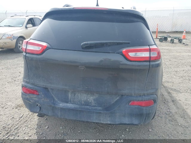 12583012 :رقم المزاد ، 1C4PJLCB2GW157739 vin ، 2016 Jeep Cherokee Latitude مزاد بيع