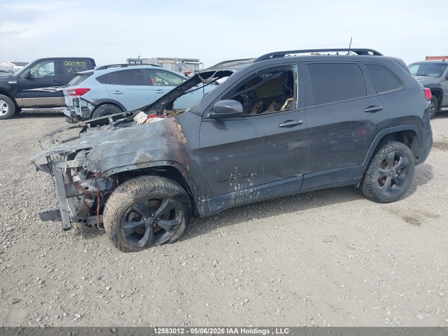 12583012 :رقم المزاد ، 1C4PJLCB2GW157739 vin ، 2016 Jeep Cherokee Latitude مزاد بيع