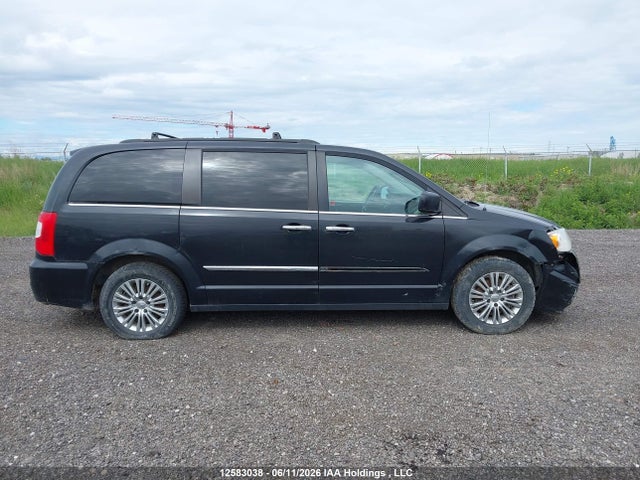 Продажа на аукционе авто 2016 Chrysler Town & Country Touring L, vin: 2C4RC1CGXGR285674, номер лота: 12583038