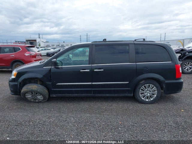 Продажа на аукционе авто 2016 Chrysler Town & Country Touring L, vin: 2C4RC1CGXGR285674, номер лота: 12583038