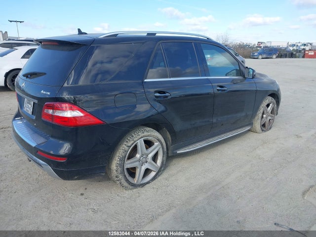 12583044 :رقم المزاد ، 4JGDA5GBXFA562070 vin ، 2015 Mercedes-benz Ml 400 4matic مزاد بيع