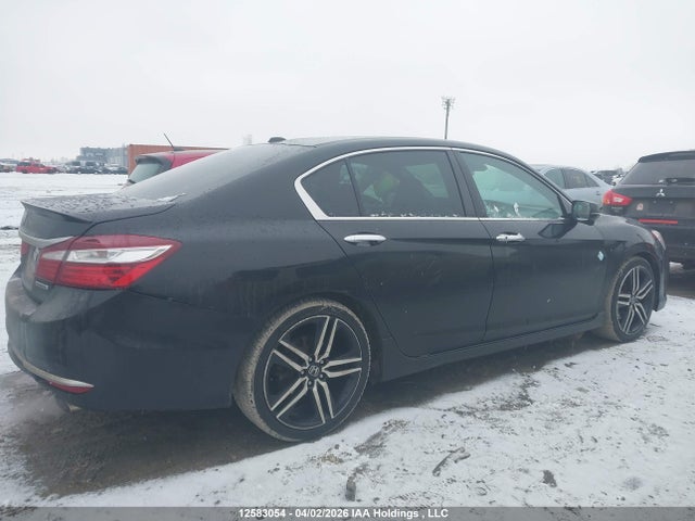 1HGCR2F07GA804579 Honda Accord Touring