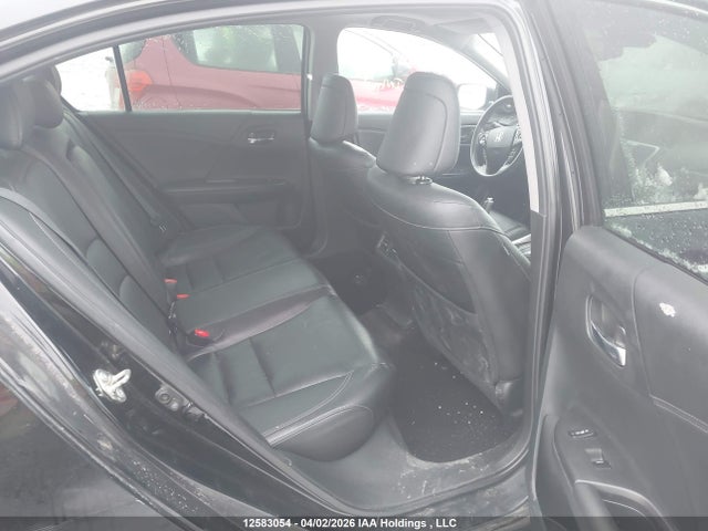 1HGCR2F07GA804579 Honda Accord Touring