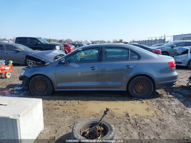 3VW2K7AJXFM329990 Volkswagen Jetta 2.0l Trendline/2.0l Trendline+