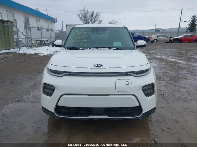 12583074 :رقم المزاد ، KNDJ33A16M7021209 vin ، 2021 Kia Soul Ev Limited مزاد بيع