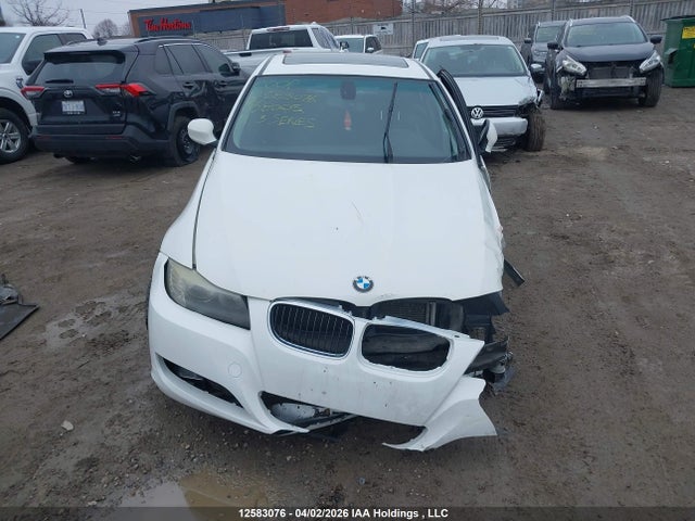 12583076 :رقم المزاد ، WBAPG7G53BNM68005 vin ، 2011 Bmw 3 Series مزاد بيع