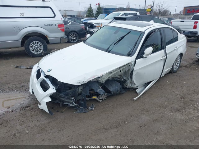 12583076 :رقم المزاد ، WBAPG7G53BNM68005 vin ، 2011 Bmw 3 Series مزاد بيع