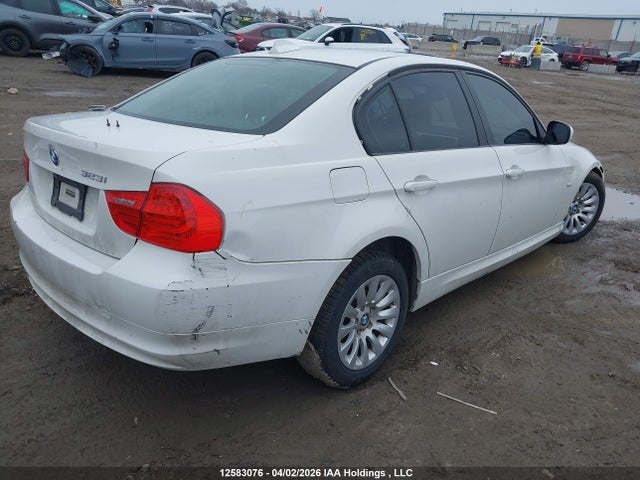 12583076 :رقم المزاد ، WBAPG7G53BNM68005 vin ، 2011 Bmw 3 Series مزاد بيع