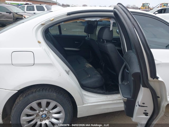 12583076 :رقم المزاد ، WBAPG7G53BNM68005 vin ، 2011 Bmw 3 Series مزاد بيع