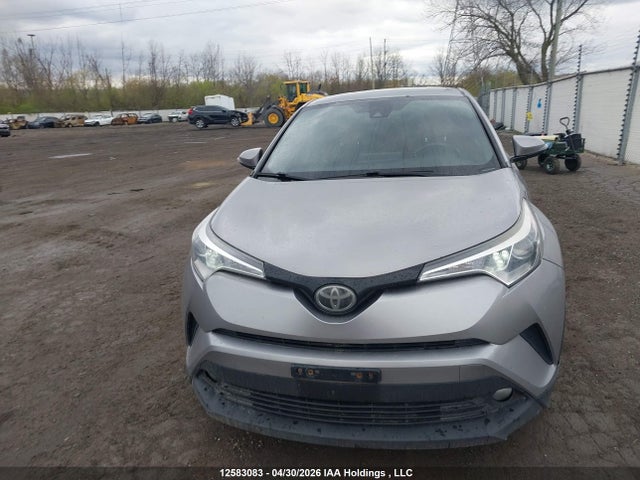 12583083 :رقم المزاد ، NMTKHMBX8JR021565 vin ، 2018 Toyota C-hr Xle مزاد بيع