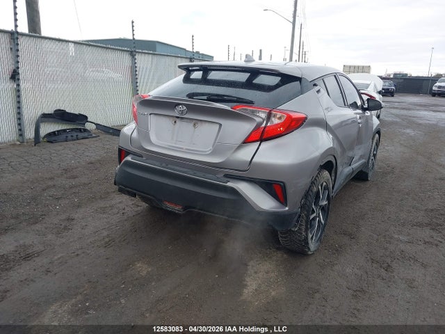 12583083 :رقم المزاد ، NMTKHMBX8JR021565 vin ، 2018 Toyota C-hr Xle مزاد بيع