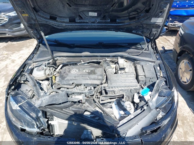 3VWB17AU6JM284696 Volkswagen Golf 1.8 Tsi Comfortline/1.8 Tsi Highline/1.8 Tsi Trendline