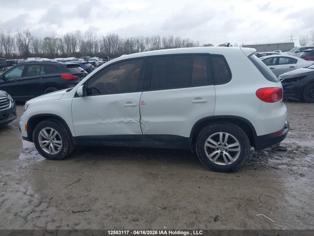 12583117 :رقم المزاد ، WVGJV3AX1EW560032 vin ، 2014 Volkswagen Tiguan Comfortline/highline/trendline مزاد بيع