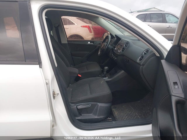 12583117 :رقم المزاد ، WVGJV3AX1EW560032 vin ، 2014 Volkswagen Tiguan Comfortline/highline/trendline مزاد بيع