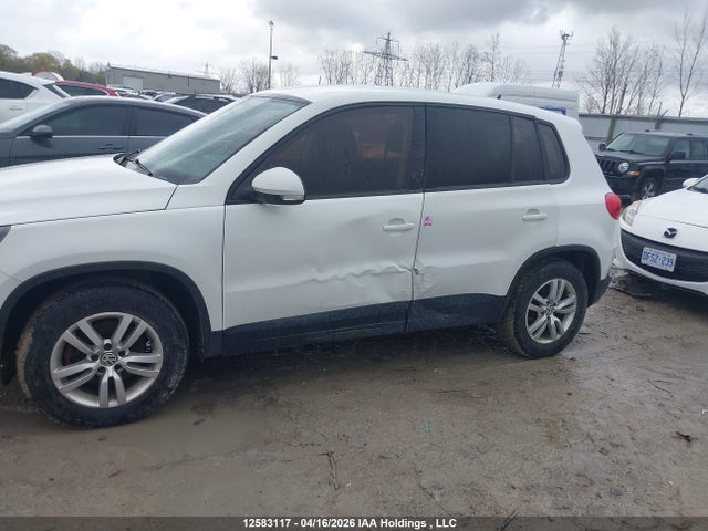 12583117 :رقم المزاد ، WVGJV3AX1EW560032 vin ، 2014 Volkswagen Tiguan Comfortline/highline/trendline مزاد بيع