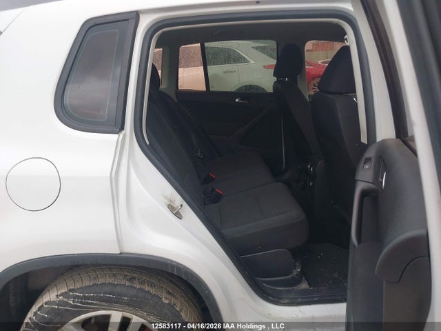 12583117 :رقم المزاد ، WVGJV3AX1EW560032 vin ، 2014 Volkswagen Tiguan Comfortline/highline/trendline مزاد بيع
