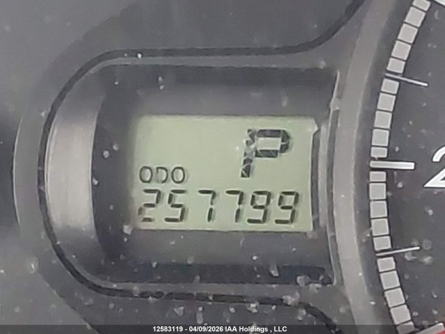 12583119 :رقم المزاد ، 5TDKK3DC0BS058389 vin ، 2011 Toyota Sienna Le مزاد بيع