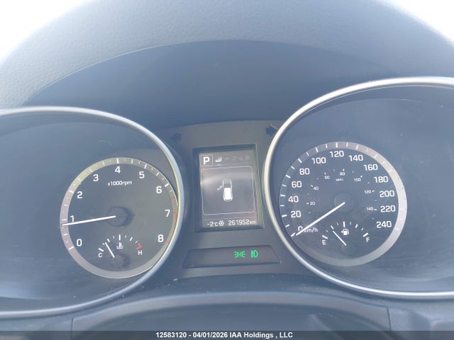 5XYZUDLB4JG557022 Hyundai Santa Fe