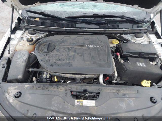 12583124 :رقم المزاد ، 1C3CCCBG4GN193500 vin ، 2016 Chrysler 200 S مزاد بيع