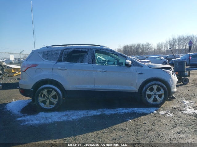 12583131 :رقم المزاد ، 1FMCU9G92FUC38388 vin ، 2015 Ford Escape Se مزاد بيع