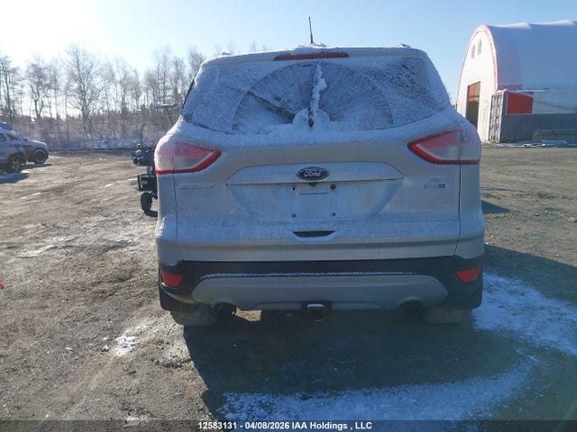 12583131 :رقم المزاد ، 1FMCU9G92FUC38388 vin ، 2015 Ford Escape Se مزاد بيع
