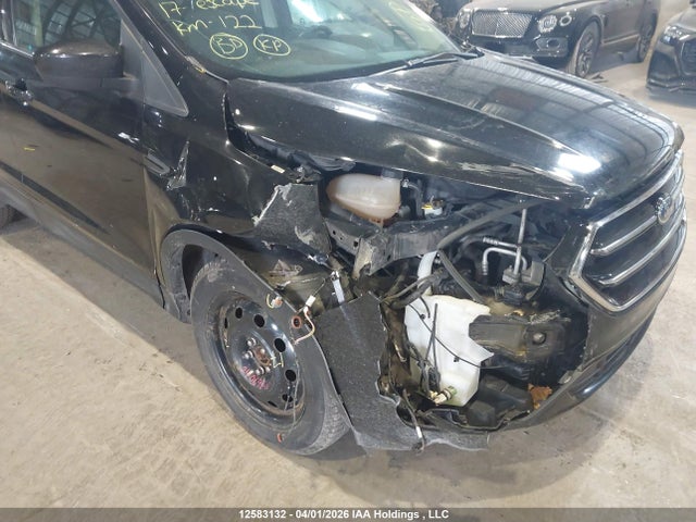 1FMCU0G96HUB83734 Ford ESCAPE SE