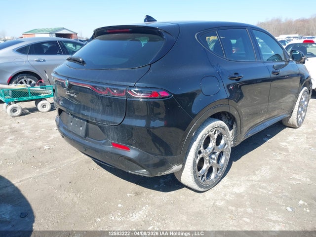 Alfa Romeo Tonale Veloce 2023 ZASNATDN9P3038656 Image 4