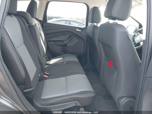 Продажа на аукционе авто 2017 Ford Escape Se, vin: 1FMCU9GD8HUB17985, номер лота: 12583267