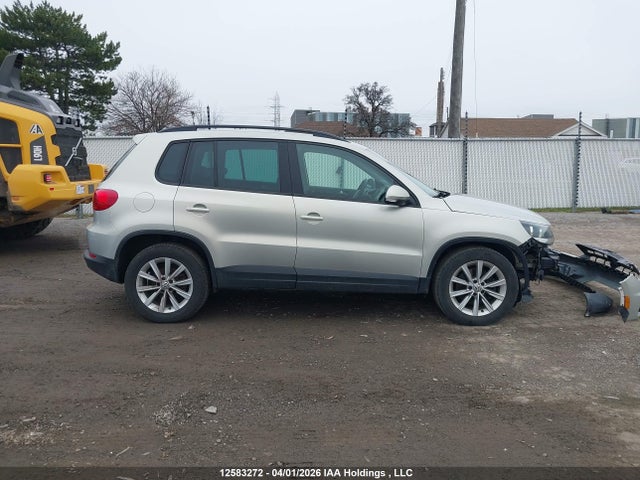 12583272 :رقم المزاد ، WVGJV3AX8EW517663 vin ، 2014 Volkswagen Tiguan Comfortline/highline/trendline مزاد بيع