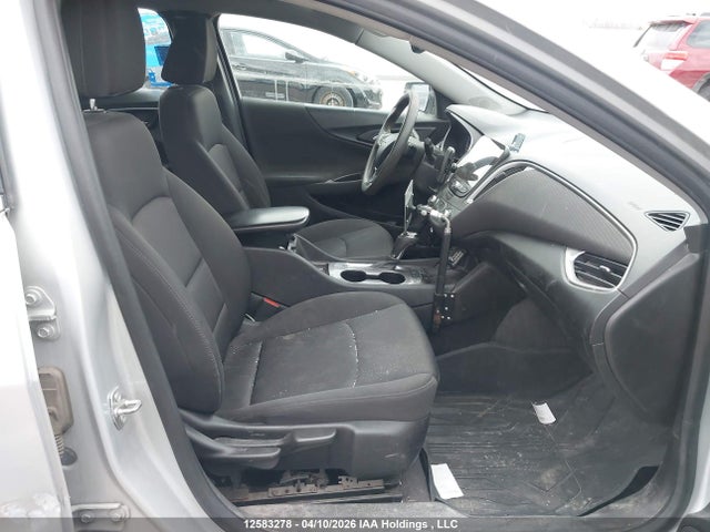 1G1ZB5ST3LF025622 Chevrolet Malibu