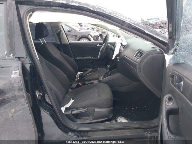 12583284 :رقم المزاد ، 3VW1K7AJ3EM324964 vin ، 2014 Volkswagen Jetta 2.0l Trendline/2.0l Trendline+ مزاد بيع