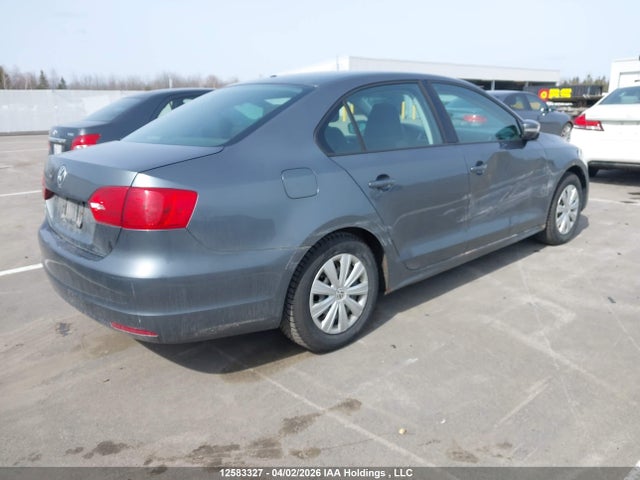 3VW1K7AJ7EM220588 Volkswagen Jetta 2.0l Trendline/2.0l Trendline+