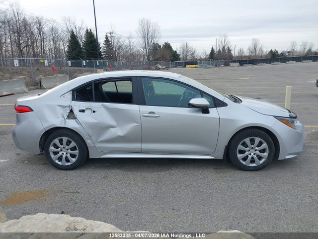 2022 Toyota Corolla Le მანქანა იყიდება აუქციონზე, vin: 5YFBPMBE4NP320200, აუქციონის ნომერი: 12583335
