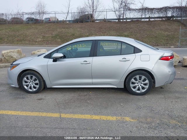 2022 Toyota Corolla Le მანქანა იყიდება აუქციონზე, vin: 5YFBPMBE4NP320200, აუქციონის ნომერი: 12583335