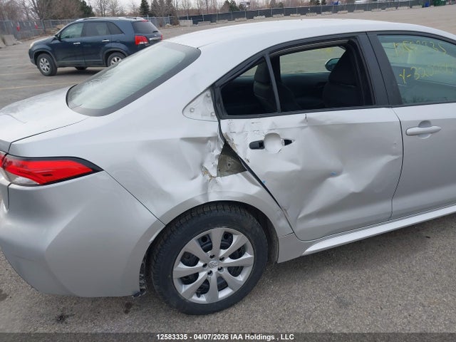 2022 Toyota Corolla Le მანქანა იყიდება აუქციონზე, vin: 5YFBPMBE4NP320200, აუქციონის ნომერი: 12583335