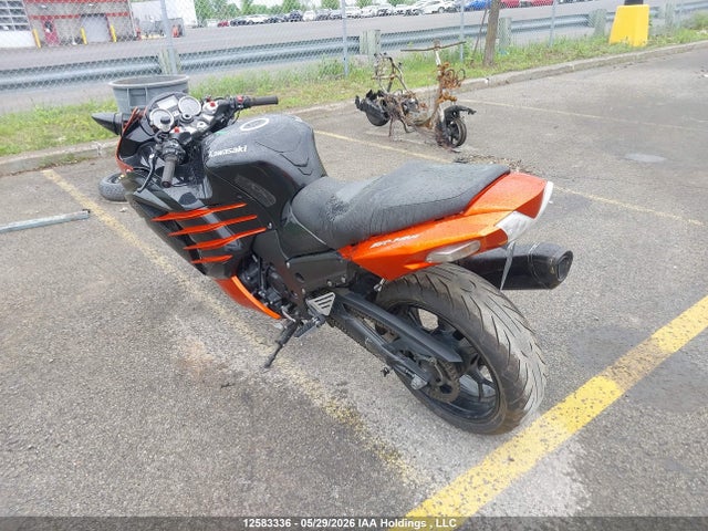 2014 Kawasaki Zx1400 F მანქანა იყიდება აუქციონზე, vin: JKBZXNF10EA006355, აუქციონის ნომერი: 12583336