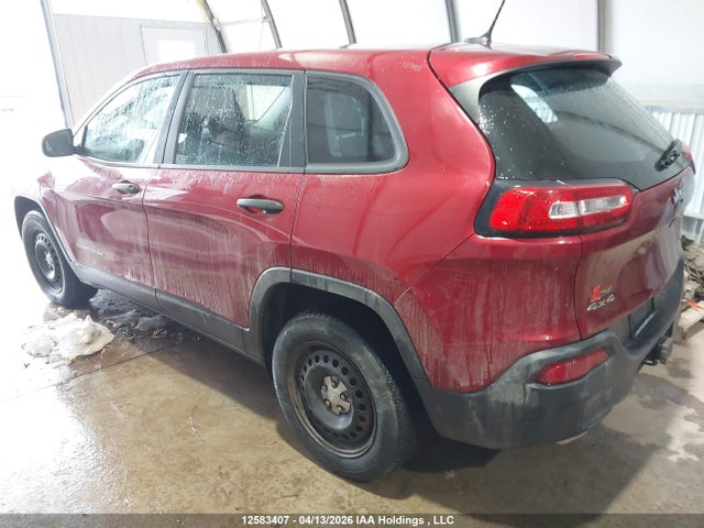 1C4PJMAS0GW365384 Jeep Cherokee Sport