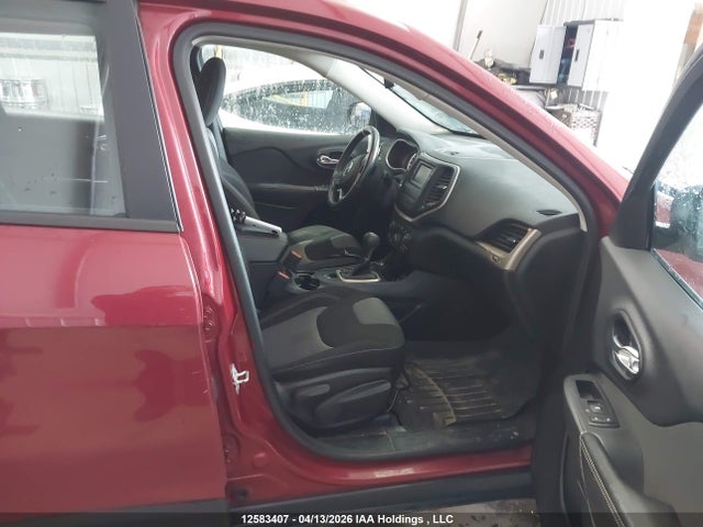 1C4PJMAS0GW365384 Jeep Cherokee Sport