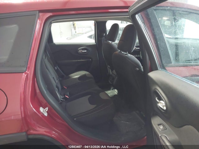 1C4PJMAS0GW365384 Jeep Cherokee Sport