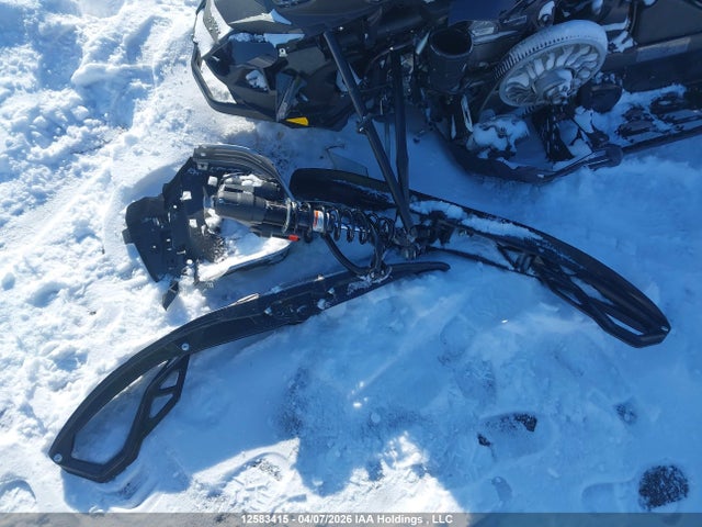 2BPSDARG9RV000107 Skidoo Skidoo
