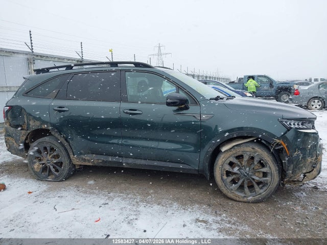 Продажа на аукционе авто 2023 Kia Sorento, vin: 5XYRGDLF8PG186935, номер лота: 12583427