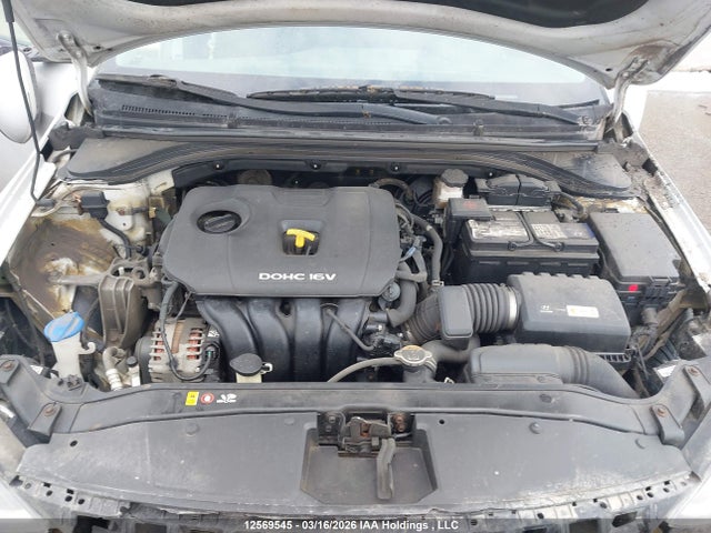 KMHD84LFXHU379509 Hyundai Elantra Gls