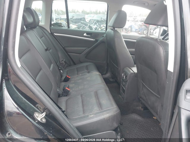 WVGJV7AX0GW587572 Volkswagen Tiguan Comfort/high/r-line/sp Ed