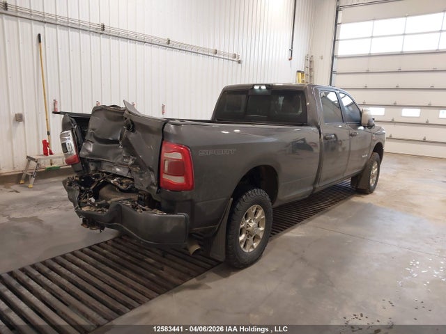 12583441 :رقم المزاد ، 3C63R3JLXPG599645 vin ، 2023 Ram 3500 Laramie مزاد بيع