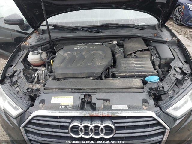 2017 Audi A3 Premium მანქანა იყიდება აუქციონზე, vin: WAUAUGFF7H1043122, აუქციონის ნომერი: 12583445
