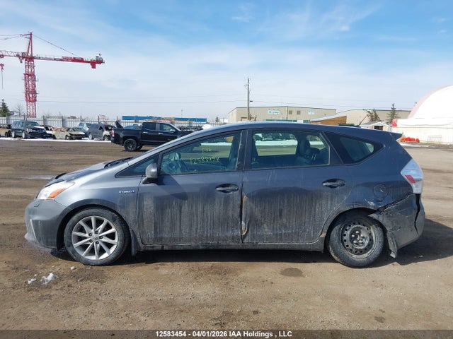 12583454 :رقم المزاد ، JTDZN3EU1C3035073 vin ، 2012 Toyota Prius V مزاد بيع