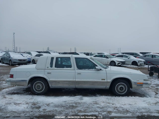 1991 Chrysler Imperial მანქანა იყიდება აუქციონზე, vin: 1C3XY56L4MD261818, აუქციონის ნომერი: 12583457